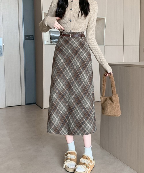 LUCPY（ラクピー）の「ベルト付き チェック柄ロングスカート（スカート・レディース・ブラック/グレー/レッド・SMALL/MEDIUM/LARGE/X-LARGE）」の2枚目の写真