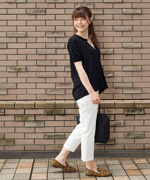 NATURAL BEAUTY BASIC（ナチュラルビューティーベーシック）の「コズミクールクロップドパンツ（その他パンツ・レディース・ベージュ/ネイビー/ホワイト系その他・X-SMALL/MEDIUM/LARGE/SMALL/XX-SMALL）」の21枚目の写真