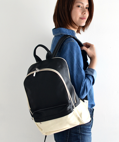 DEVICE(デバイス)の「Rename スクエア シンプル サイド ポケット リュックサック バックパック(バックパック/リュック・レディース・モカ/ネイビー/ブルー系その他/ターコイズブルー/ダークブラウン/キャメル/ブラック/ブラウン系その他/ピンク系その他/ピンク/ブラック×ホワイト/トリコロール/グレー系その他/ブルー系その他2/ブルー系その他3/グレー系その他2/ベージュ×ブラック・FREE)」の3枚目の写真