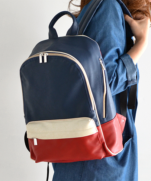 DEVICE(デバイス)の「Rename スクエア シンプル サイド ポケット リュックサック バックパック(バックパック/リュック・レディース・モカ/ネイビー/ブルー系その他/ターコイズブルー/ダークブラウン/キャメル/ブラック/ブラウン系その他/ピンク系その他/ピンク/ブラック×ホワイト/トリコロール/グレー系その他/ブルー系その他2/ブルー系その他3/グレー系その他2/ベージュ×ブラック・FREE)」の17枚目の写真