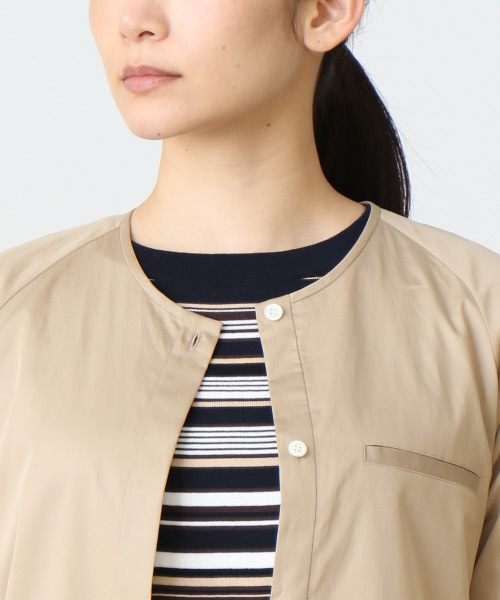 Abahouse Devinette（ドゥヴィネット）の「シャイニーコットンコート【GLOW 2017年05月号 P.44掲載】（その他アウター・レディース・ベージュ/ネイビー・FREE）」の6枚目の写真