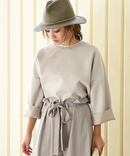 Luz Llena (NEY)(ラズレナニー)の「フェイクスエード・ボンディングトップス(Tシャツ/カットソー・レディース・ライトグレー/ブラウン/ピンク・MEDIUM)」の2枚目の写真