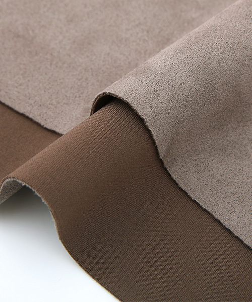 Luz Llena (NEY)(ラズレナニー)の「フェイクスエード・ボンディングトップス(Tシャツ/カットソー・レディース・ライトグレー/ブラウン/ピンク・MEDIUM)」の11枚目の写真