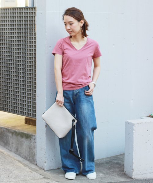 JOURNAL STANDARD relume（ジャーナルスタンダード　レリューム）の「36/-USA 天竺 VネックショートスリーブTシャツ_#（Tシャツ/カットソー・レディース・ホワイト/ピンク/グレー/ベージュ/カーキ・FREE）」の8枚目の写真