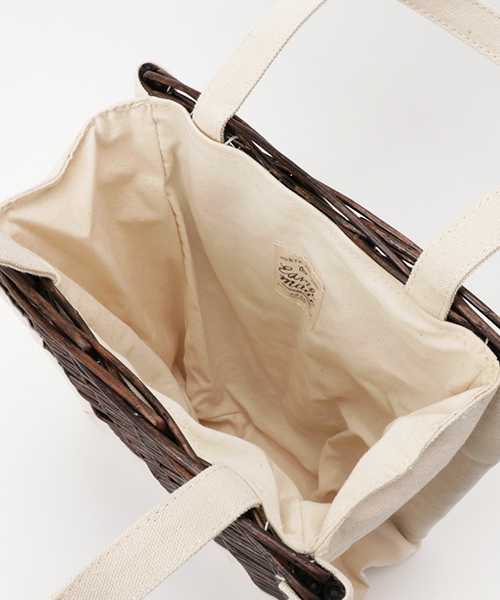 LBC（エルビーシー）の「WILLOW シカクバッグ              （トートバッグ・レディース・ブラウン・FREE）」の5枚目の写真