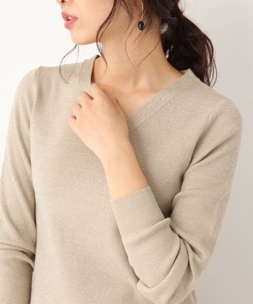 A part by（アパートバイ）の「【WEB限定カラー】14GミリオンHOTVPOニットLS　772856 （ニット/セーター・レディース・オフホワイト/オレンジ/グリーン/ブラック系その他/グレー系その他/ベージュ系その他/ライトパープル/コーラルピンク/ライトブルー/ブラック/グリーン系その他/マスタード/レッド・LARGE/MEDIUM）」の17枚目の写真