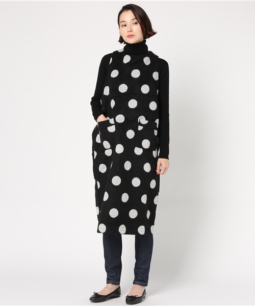 MERLOT（メルロー）の「ドット柄エプロンワンピース2391（ワンピース・レディース・グレー/ブラック・FREE）」の3枚目の写真
