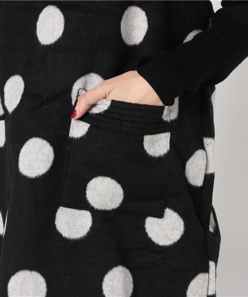 MERLOT（メルロー）の「ドット柄エプロンワンピース2391（ワンピース・レディース・グレー/ブラック・FREE）」の7枚目の写真