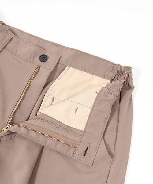 ANGENEHM（アンゲネーム）の「mp5834-1 Tuck Tapered Ankle Pants パンツ（その他パンツ・メンズ・ネイビー/ベージュ/ブラック・M/S/L）」の21枚目の写真