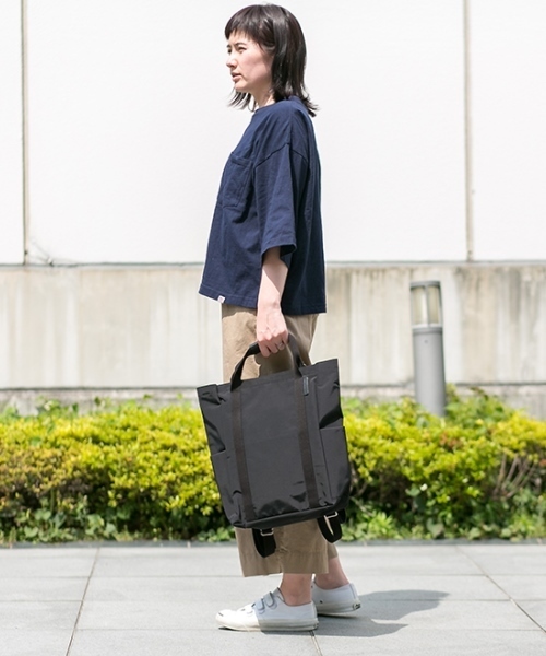 ANONYM CRAFTSMAN DESIGN(アノニムクラフツマンデザイン)の「【ANONYM CRAFTSMAN DESIGN / アノニムクラフツマンデザイン】SUNNY DAY 2WAY TOTE M トートバッグ(トートバッグ・レディース・ブラック/カーキ/ネイビー/マスタード・FREE)」の21枚目の写真