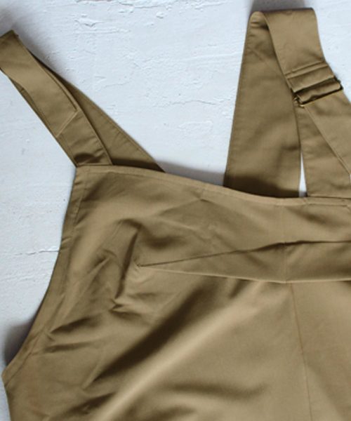 antiqua（アンティカ）の「大人モード。変形アシメサロペット（サロペット/オーバーオール・レディース・ベージュ/ブラック・FREE）」の4枚目の写真