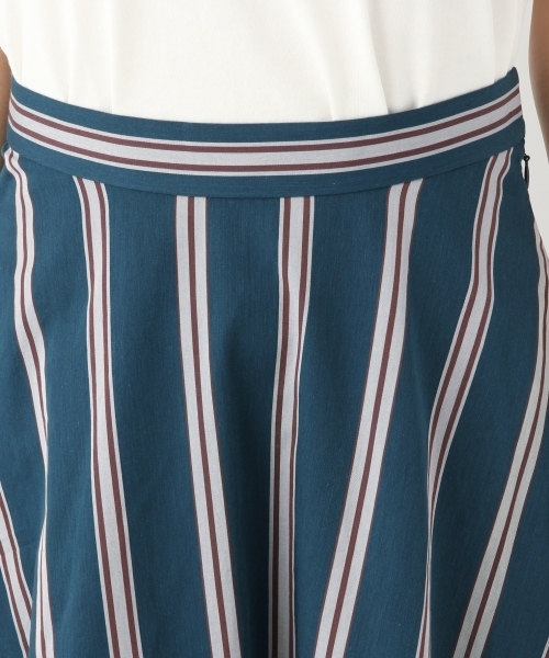 A part by（アパートバイ）の「TCストライプフレアスカート　801521（スカート・レディース・ベージュ系その他/ブルー系その他/レッド系その他・MEDIUM/LARGE）」の14枚目の写真