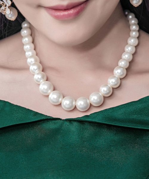 DRESS STAR（ドレス スター）の「フェイクパールネックレス（ネックレス・レディース・ホワイト・フリー）」の3枚目の写真