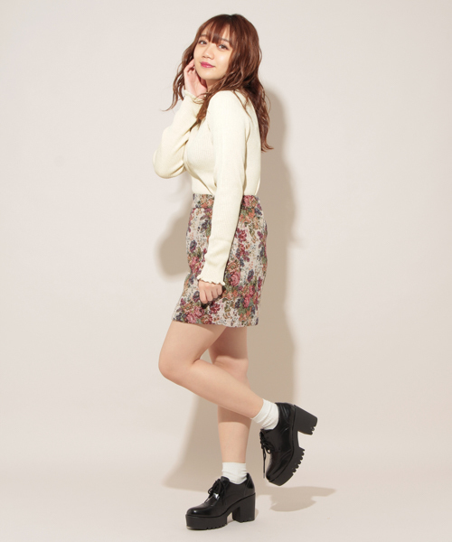 apres jour（アプレジュール）の「フリルハイネックリブニット【ZOZOTOWN限定アイテム】（ニット/セーター・レディース・ブラック/ベージュ/パープル/アイボリー/クリーム・フリー）」の8枚目の写真