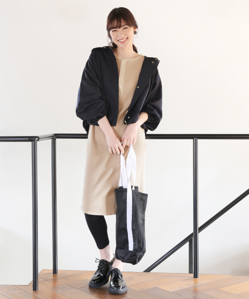 GLOBAL WORK（グローバルワーク）の「撥水ショートマンパ/814001（マウンテンパーカー・レディース・ライトグレー/ベージュ/カーキ/ブルー/ネイビー・MEDIUM/LARGE）」の14枚目の写真