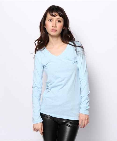 AZUL by moussy（アズールバイマウジー）の「TC天竺V/N長袖PO（Tシャツ/カットソー・レディース・オフホワイト/ネイビー/サックスブルー/ピンク/ブラック/ブラック系その他/ライム/インディゴブルー・LARGE/X-SMALL/SMALL/MEDIUM）」の9枚目の写真