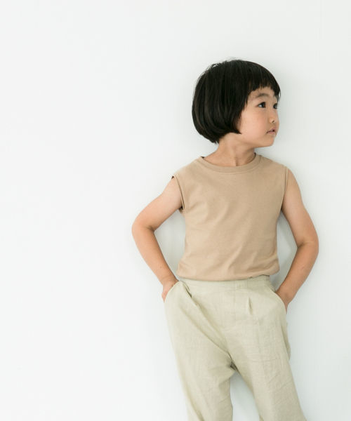 LOWRYS FARM(ローリーズファーム)の「USAノースリーブ 830613(タンクトップ・キッズ・ブラック/ベージュ/グレー/オフホワイト・100/110/120)」の4枚目の写真