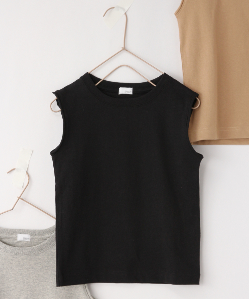 LOWRYS FARM(ローリーズファーム)の「USAノースリーブ 830613(タンクトップ・キッズ・ブラック/ベージュ/グレー/オフホワイト・100/110/120)」の3枚目の写真