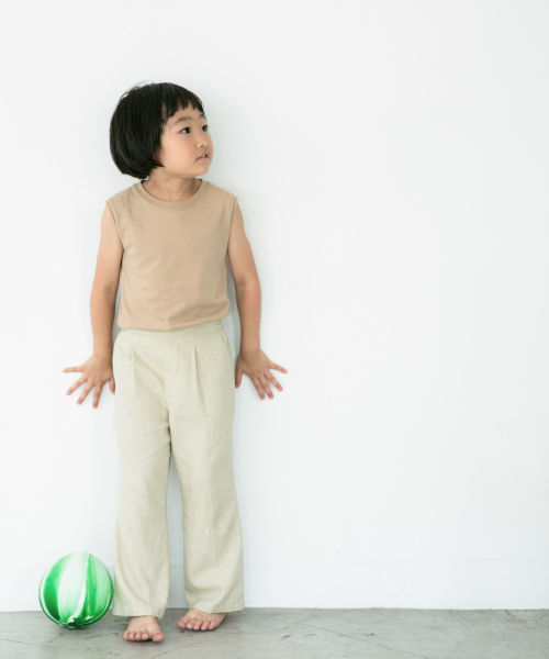 LOWRYS FARM(ローリーズファーム)の「USAノースリーブ 830613(タンクトップ・キッズ・ブラック/ベージュ/グレー/オフホワイト・100/110/120)」の7枚目の写真