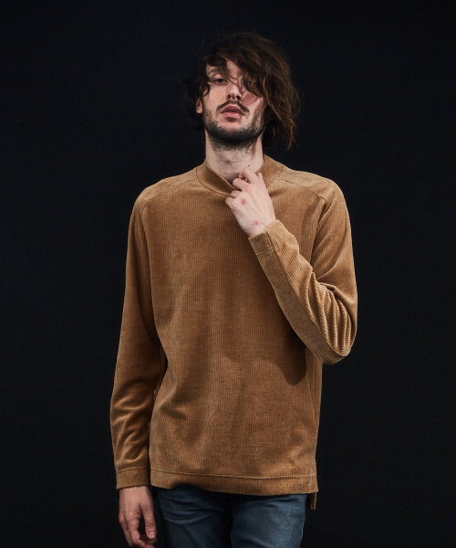 5351 POUR LES HOMMES（ゴーサンゴーイチプールオム）の「コールモックネックプルオーバー（Tシャツ/カットソー・メンズ・ブラック/ベージュ/ネイビー/グレー/ボルドー・44/46/48/50）」の2枚目の写真