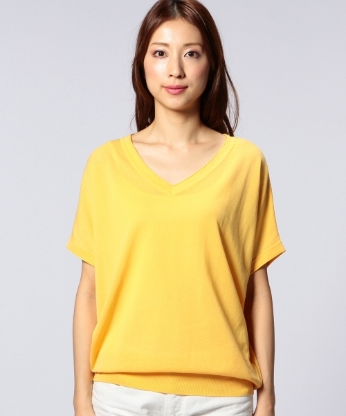 UNITED ARROWS（ユナイテッドアローズ）の「○UAB HT-CO Vネック フレンチスリーブ ニット§◆（ニット/セーター・レディース・ホワイト/ブラック/オレンジ/イエロー/ライトブルー/ネイビー/グレー・フリー）」の8枚目の写真