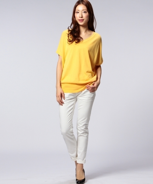 UNITED ARROWS（ユナイテッドアローズ）の「○UAB HT-CO Vネック フレンチスリーブ ニット§◆（ニット/セーター・レディース・ホワイト/ブラック/オレンジ/イエロー/ライトブルー/ネイビー/グレー・フリー）」の21枚目の写真