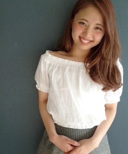 Chico(チコ)の「楊柳オフショルダーBL(シャツ/ブラウス・レディース・ブルー/ホワイト/ネイビー/ブラック・FREE)」の16枚目の写真