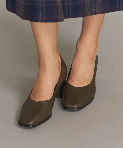 BEAUTY&YOUTH UNITED ARROWS（ビューティーアンドユースユナイテッドアローズ）の「BY Vカットチャンキーヒールパンプス ◆（パンプス・レディース・ブラック/オリーブ・36h/37h/35h/37/36）」の10枚目の写真