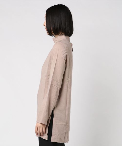 AERON(アーロン)の「AERON 777-81810 BLOUSE(シャツ/ブラウス・レディース・ベージュ・34inch/36inch)」の2枚目の写真
