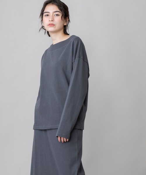 Munich(ミューニック)の「ハイテンションサーキュラーリブ ラウンドネックプルオーバー(セットアップ可)(Tシャツ/カットソー・レディース・ベージュ/ダークグレー/スモークピンク・FREE)」の6枚目の写真