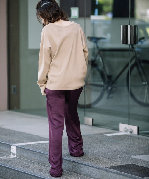 Munich(ミューニック)の「ハイテンションサーキュラーリブ ラウンドネックプルオーバー(セットアップ可)(Tシャツ/カットソー・レディース・ベージュ/ダークグレー/スモークピンク・FREE)」の20枚目の写真