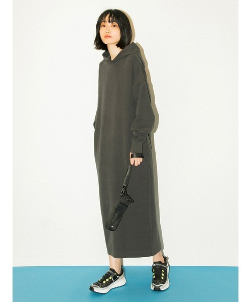 Emmi Yoga コクーンフーディーワンピース ワンピース Emmi エミ のファッション通販 Zozotown