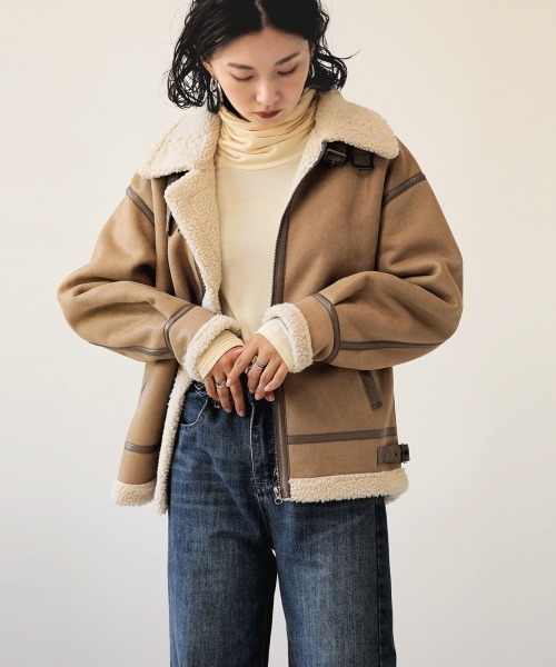 Bab(バブ)の「【WEB】B-3ボアジャケット(ムートンコート・レディース・ベージュ/ブラウン・38)」の5枚目の写真