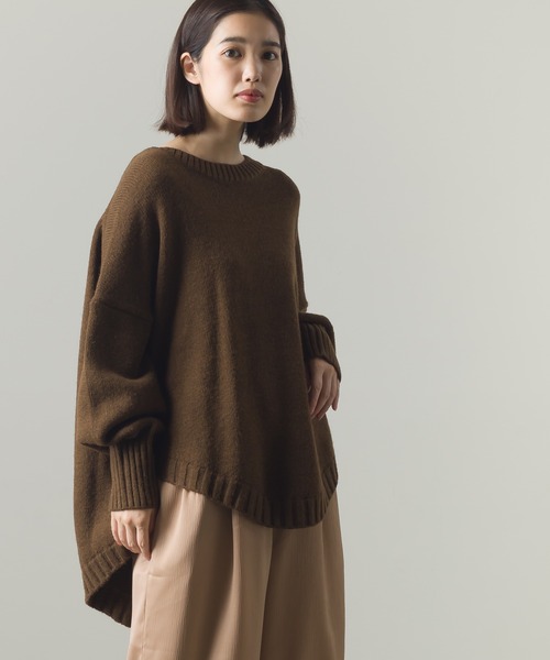 OMNES(オムネス)の「ウールアルパカ混 裾ラウンドオーバーニットプルオーバー(ニット/セーター・レディース・アイボリー/ブラウン/ネイビー/ブラック/サックスブルー/グレー・FREE)」の11枚目の写真