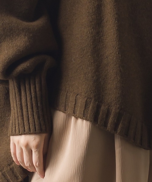 OMNES(オムネス)の「ウールアルパカ混 裾ラウンドオーバーニットプルオーバー(ニット/セーター・レディース・アイボリー/ブラウン/ネイビー/ブラック/サックスブルー/グレー・FREE)」の13枚目の写真