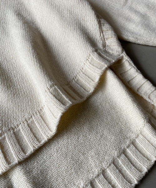 OMNES(オムネス)の「ウールアルパカ混 裾ラウンドオーバーニットプルオーバー(ニット/セーター・レディース・アイボリー/ブラウン/ネイビー/ブラック/サックスブルー/グレー・FREE)」の17枚目の写真