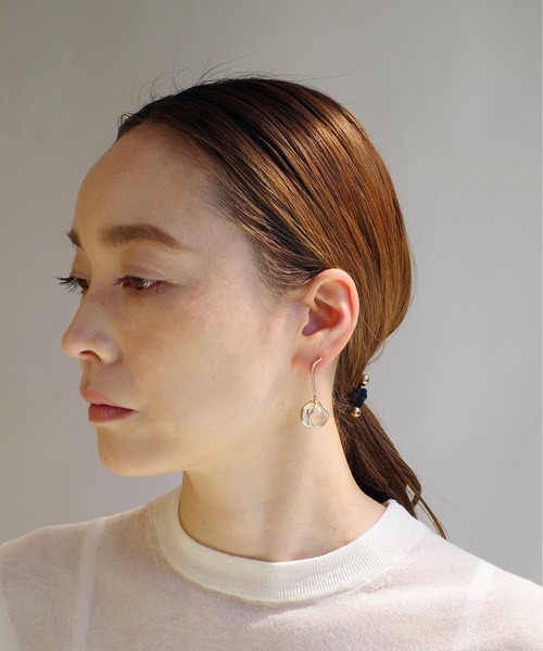 ANNIKA INEZ(アニカイネズ)の「【ANNIKA INEZ / アニカイネズ】EMBRACED Pierce / ピアス / SML(ピアス(両耳用)・レディース・ゴールド・FREE)」の9枚目の写真