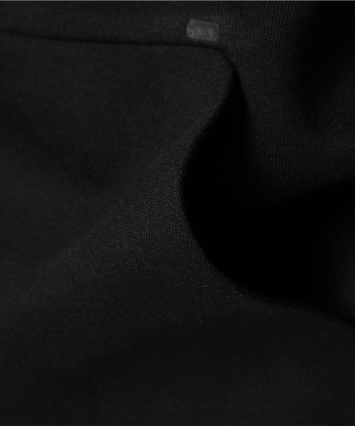 NIKE（ナイキ）の「メンズ ナイキ テックフリース クルー NIKE TECH FLEECE CREW-1MM 545164（スウェット・メンズ・ブラック/グレー/ブルー/レッド・MEDIUM/X-LARGE/LARGE/SMALL）」の12枚目の写真