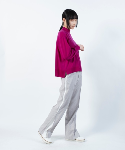 mintdesigns(ミントデザインズ)の「MOCK NECK KNIT / モックネックニット(ニット/セーター・レディース・チャコールグレー/オレンジ/ボルドー・2)」の8枚目の写真