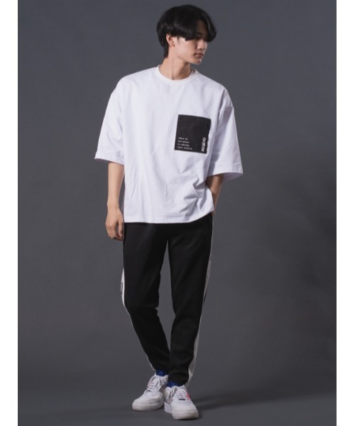 REGIEVO(レジエボ)の「REGIEVO ポケットつきドロップショルダーTシャツ(Tシャツ/カットソー・メンズ・ブラック/ホワイト・M/L)」の18枚目の写真
