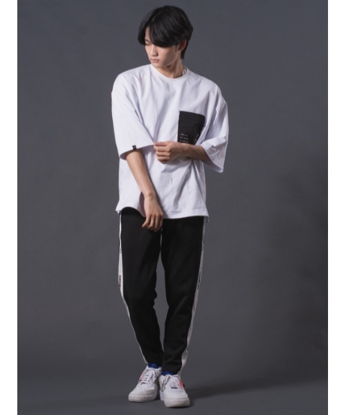 REGIEVO(レジエボ)の「REGIEVO ポケットつきドロップショルダーTシャツ(Tシャツ/カットソー・メンズ・ブラック/ホワイト・M/L)」の19枚目の写真