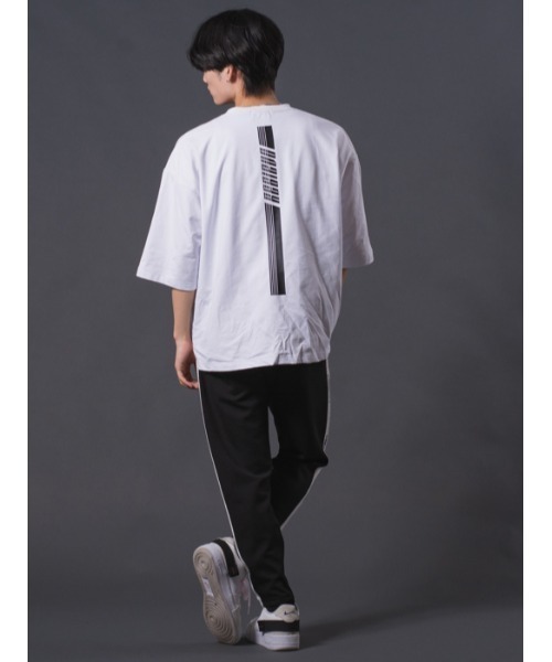 REGIEVO(レジエボ)の「REGIEVO ポケットつきドロップショルダーTシャツ(Tシャツ/カットソー・メンズ・ブラック/ホワイト・M/L)」の21枚目の写真