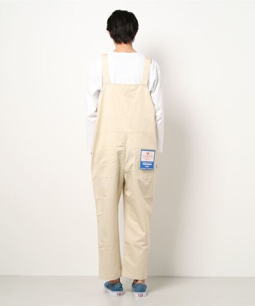 Blue Standard （ブルースタンダード）の「【BLUE STANDARD】ビッグシルエット　ツイルオーバーオール（サロペット/オーバーオール・メンズ・ブラック/ベージュ/オフホワイト/カーキ/ブルー・MEDIUM/LARGE）」の6枚目の写真