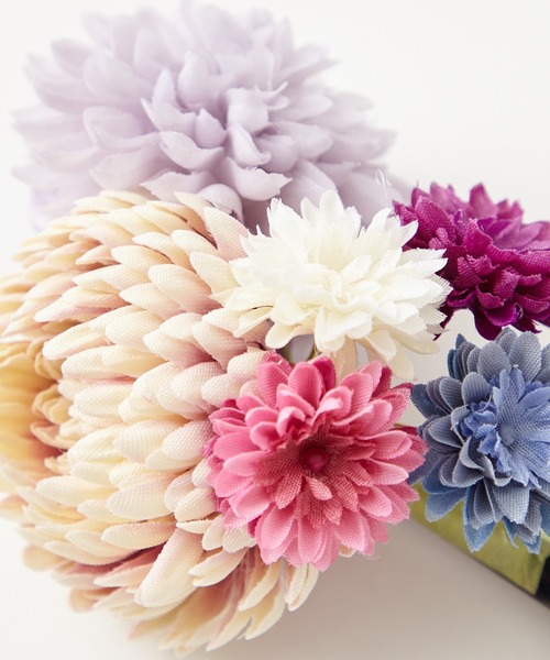 ふりふ(フリフ)の「ぽんぽん菊Uピン(和装小物・レディース・パープル/オフホワイト/ピンク・FREE)」の8枚目の写真