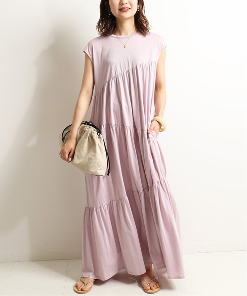 SLOBE IENA（スローブイエナ）の「フレンチスリーブティアードカットワンピース【手洗い可能】◆（ワンピース・レディース・チャコールグレー/ブラック/ラベンダー・38/36）」の3枚目の写真