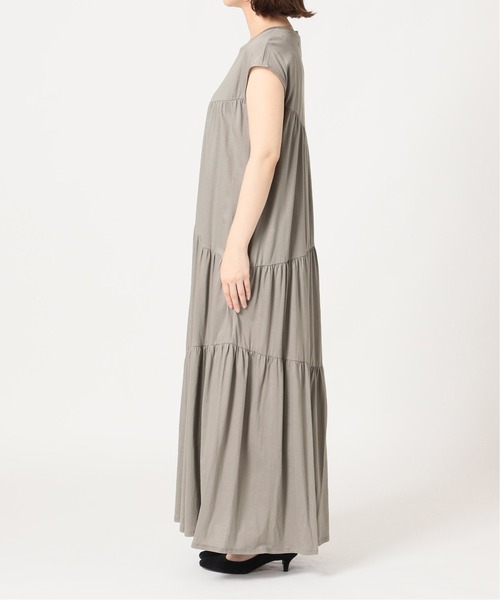 SLOBE IENA（スローブイエナ）の「フレンチスリーブティアードカットワンピース【手洗い可能】◆（ワンピース・レディース・チャコールグレー/ブラック/ラベンダー・38/36）」の8枚目の写真