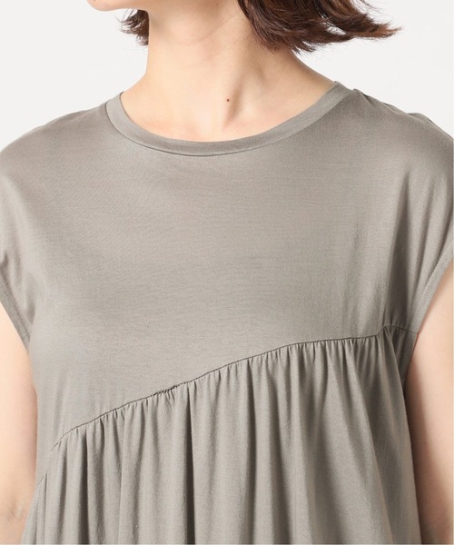 SLOBE IENA（スローブイエナ）の「フレンチスリーブティアードカットワンピース【手洗い可能】◆（ワンピース・レディース・チャコールグレー/ブラック/ラベンダー・38/36）」の10枚目の写真