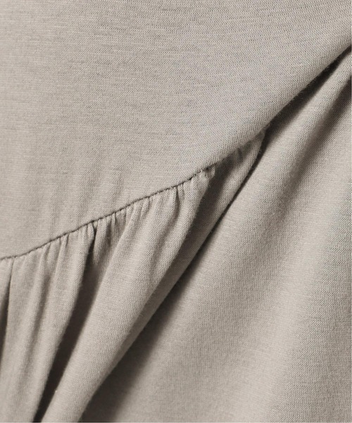 SLOBE IENA（スローブイエナ）の「フレンチスリーブティアードカットワンピース【手洗い可能】◆（ワンピース・レディース・チャコールグレー/ブラック/ラベンダー・38/36）」の16枚目の写真