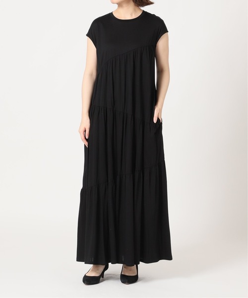 SLOBE IENA（スローブイエナ）の「フレンチスリーブティアードカットワンピース【手洗い可能】◆（ワンピース・レディース・チャコールグレー/ブラック/ラベンダー・38/36）」の17枚目の写真