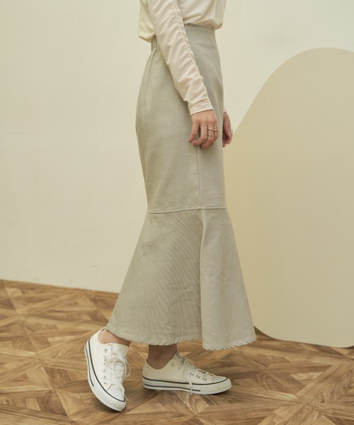 VANNIE U(ヴァニーユー)の「デニムマーメイドスカート(スカート・レディース・ライトブルー/ブルー/アイボリー・FREE)」の3枚目の写真